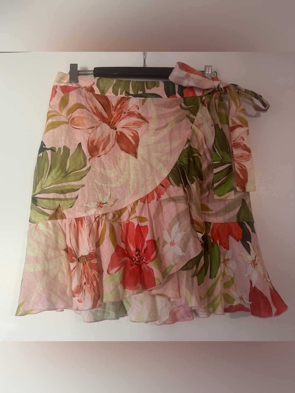 🌸 BNWOT Zara 100% Linen Floral Wrap Mini Skirt | Size Medium 🌸